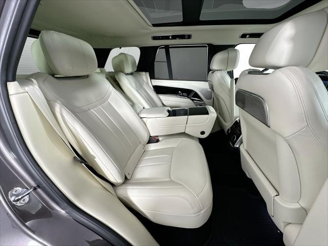 Photo of 2024 Gray Land Rover Range Rover