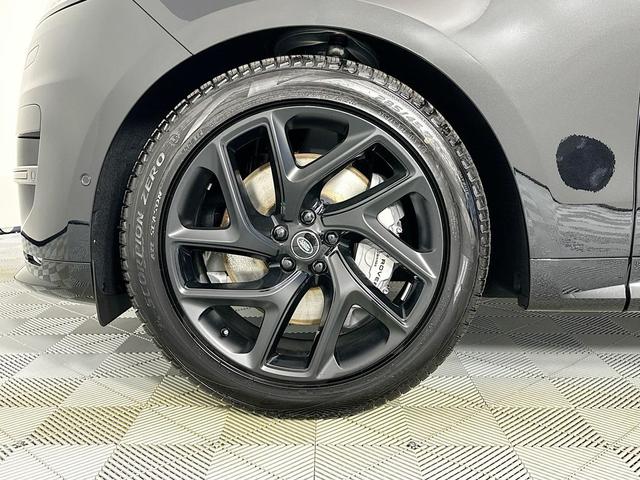 Photo of 2025 Santorini Black Land Rover Range Rover Sport