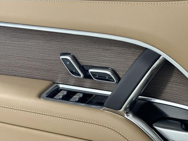 Photo of 2025 Fuji White Land Rover Range Rover