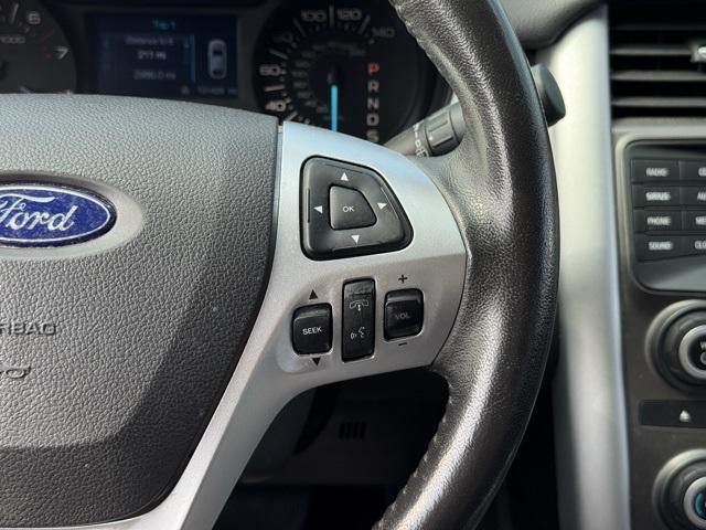 Photo of 2014 Mineral Gray Metallic Ford Edge