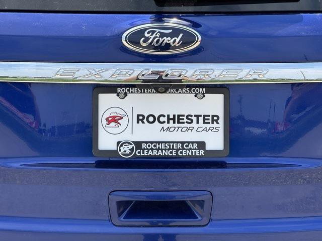 Photo of 2015 Blue Metallic Ford Explorer