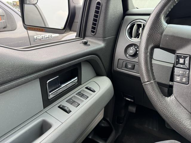 Photo of 2013 Blue Ford F-150