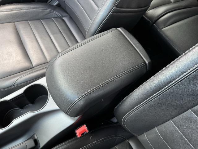 Photo of 2014 Deep Impact Blue Ford Escape