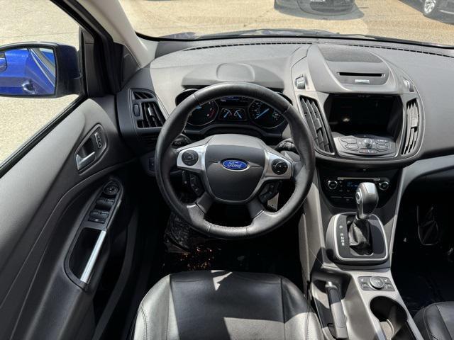 Photo of 2014 Deep Impact Blue Ford Escape