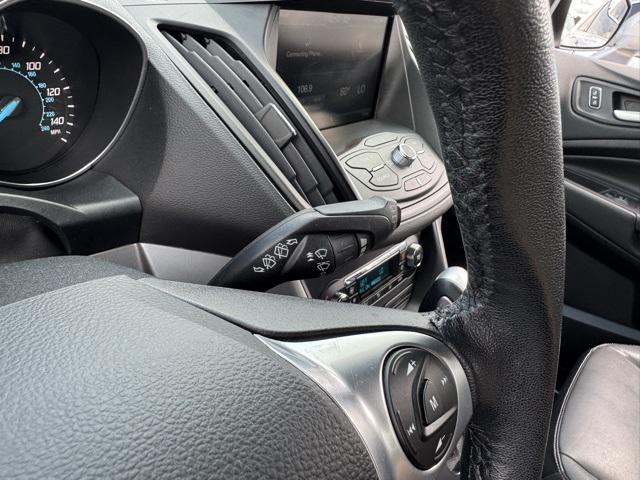Photo of 2014 Deep Impact Blue Ford Escape