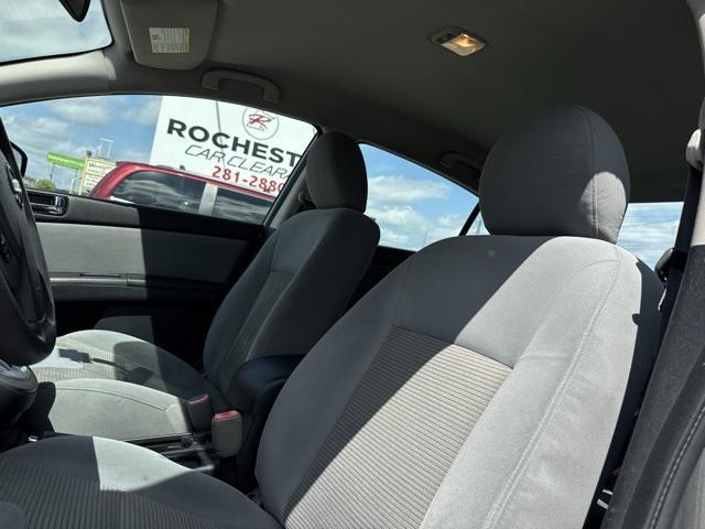 Photo of 2010 Magnetic Gray Nissan Sentra
