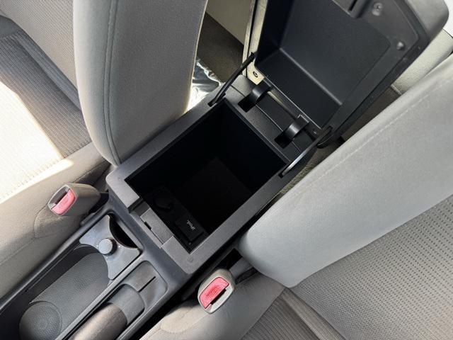 Photo of 2010 Magnetic Gray Nissan Sentra