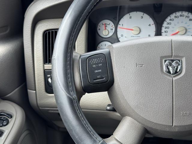Photo of 2005 Light Almond Pearl Metallic Clearcoat Dodge Ram 2500