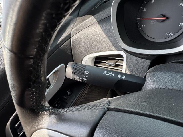 Photo of 2014 Ashen Gray Metallic Chevrolet Equinox