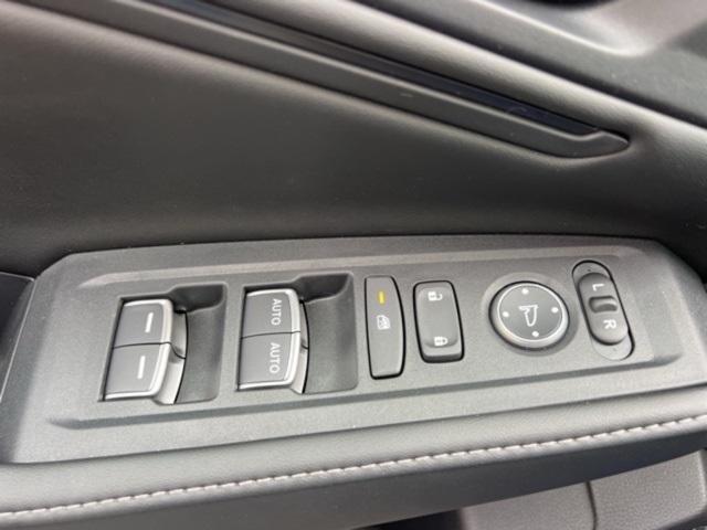 Photo of 2025 Still Night Pearl Honda Accord Hybrid