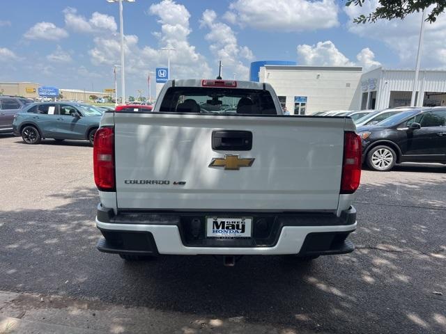 Photo of 2019 Summit White Chevrolet Colorado
