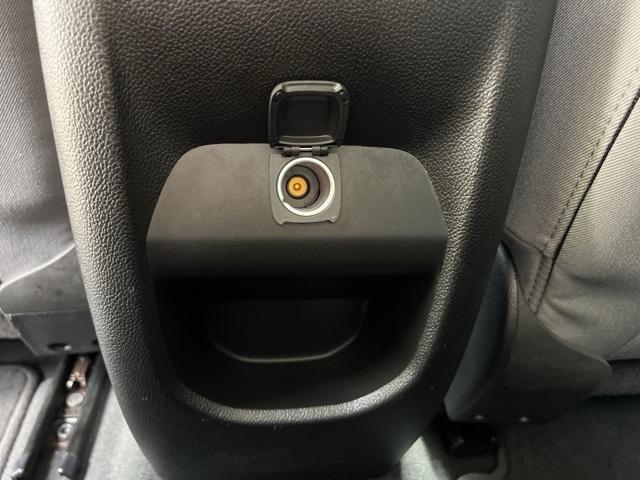 Photo of 2019 Summit White Chevrolet Colorado