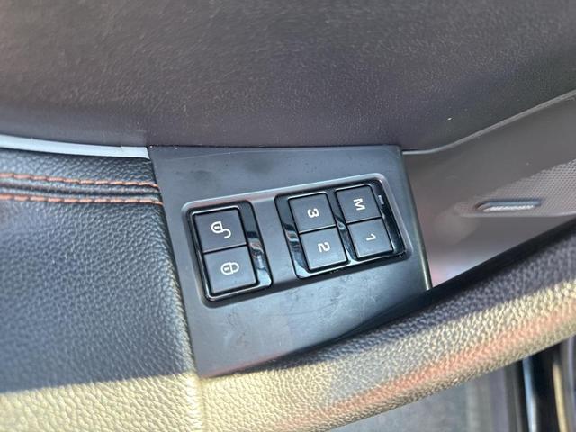 Photo of 2020 Narvik Black Jaguar F-PACE