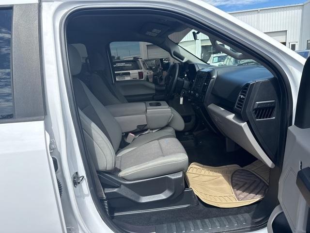 Photo of 2018 Oxford White Ford F-150