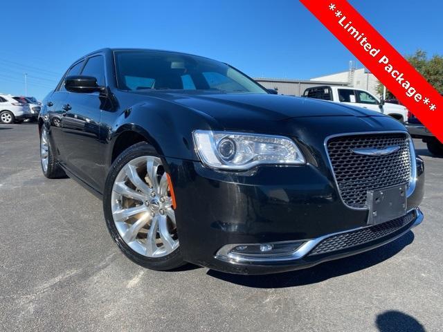 2017 Chrysler 300