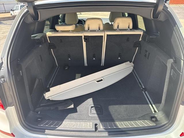 Photo of 2019 Mineral White Metallic BMW X3