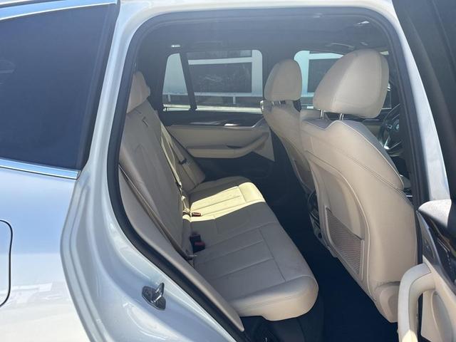 Photo of 2019 Mineral White Metallic BMW X3