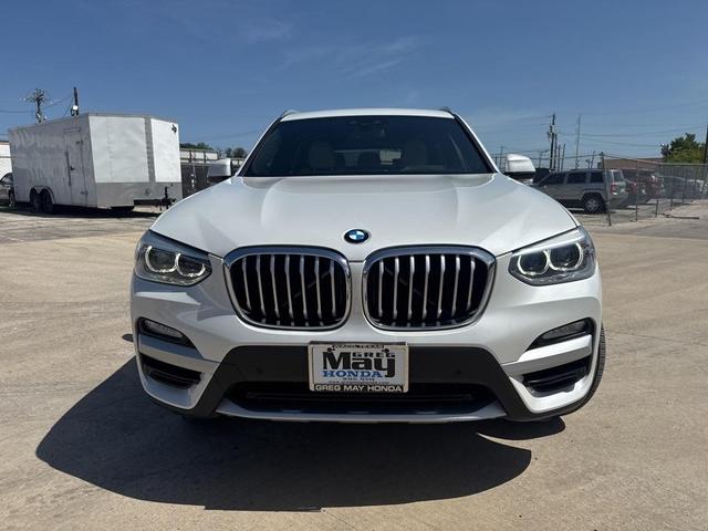 Photo of 2019 Mineral White Metallic BMW X3