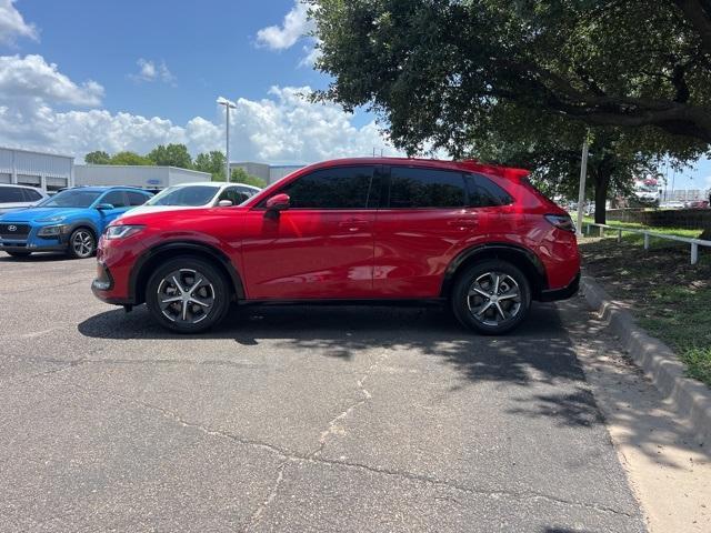 Photo of 2024 Milano Red Honda HR-V