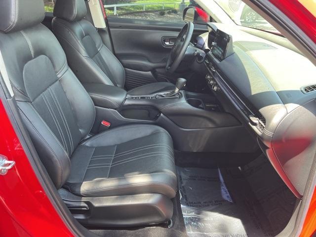 Photo of 2024 Milano Red Honda HR-V