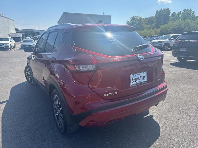Photo of 2021 Scarlet Ember Nissan Kicks