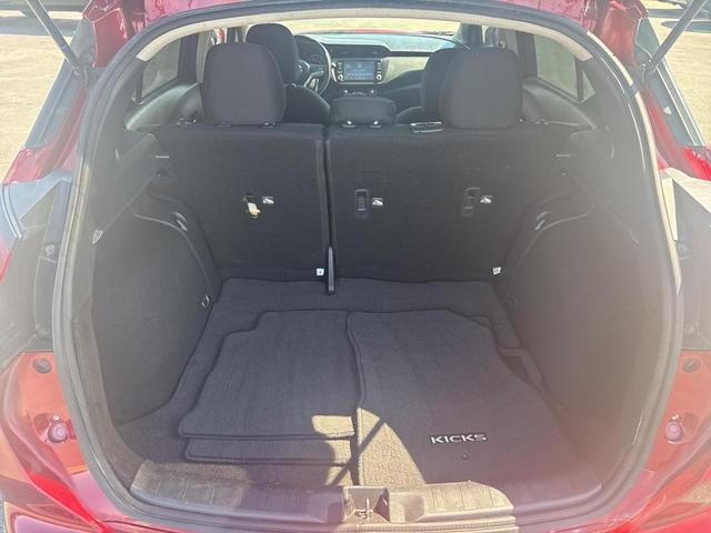 Photo of 2021 Scarlet Ember Nissan Kicks