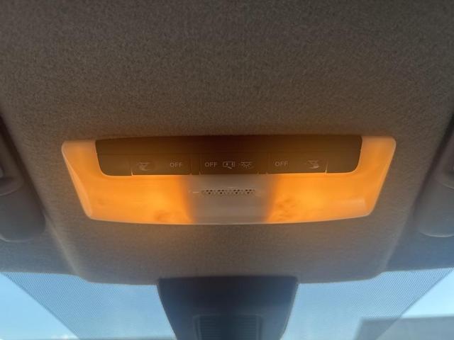 Photo of 2021 Scarlet Ember Nissan Kicks