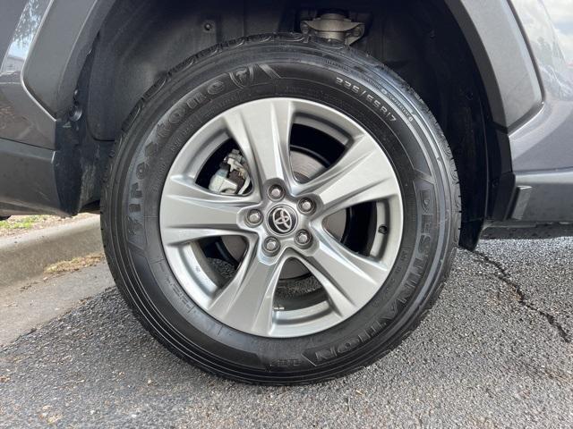 Photo of 2024 Magnetic Gray Metallic Toyota RAV4