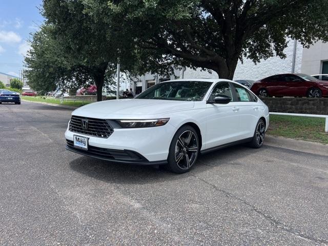 Photo of 2025 Platinum White Pearl Honda Accord Hybrid