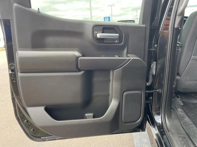 Photo of 2023 Black Chevrolet Silverado 1500