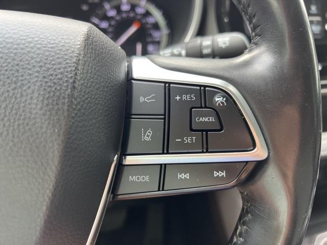 Photo of 2020 Moon Dust Toyota Highlander
