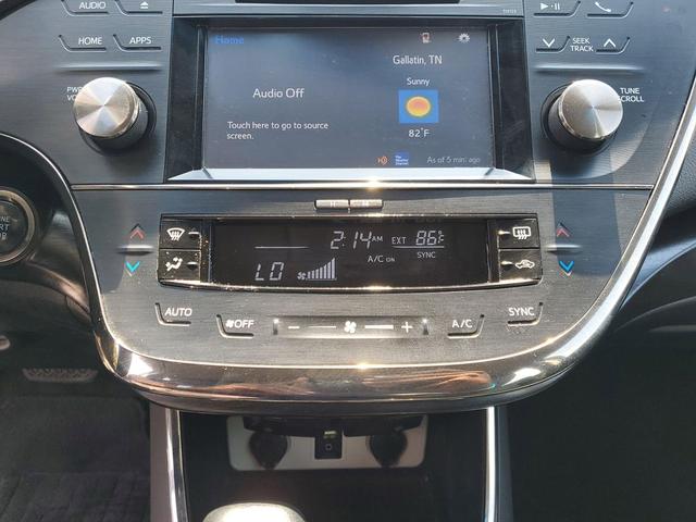 Photo of 2018 Celestial Silver Metallic Toyota Avalon