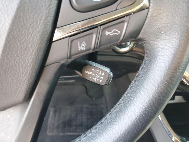Photo of 2018 Celestial Silver Metallic Toyota Avalon