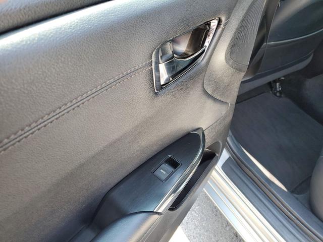 Photo of 2018 Celestial Silver Metallic Toyota Avalon