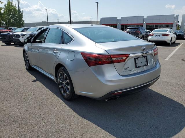 Photo of 2018 Celestial Silver Metallic Toyota Avalon