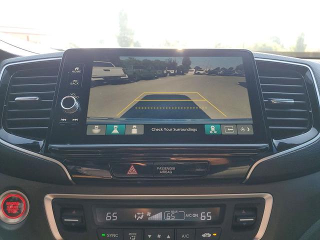 Photo of 2024 Gray Honda Ridgeline