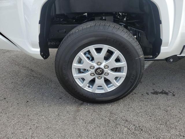 Photo of 2025 Ice Cap Toyota Tacoma