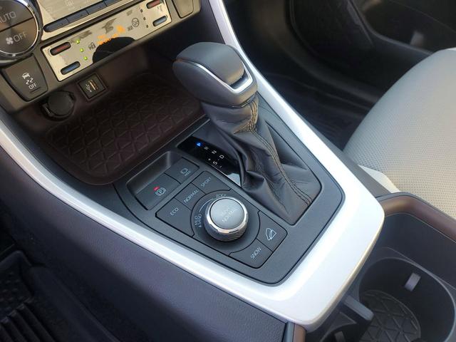 Photo of 2025 Midnight Black Metallic Toyota RAV4