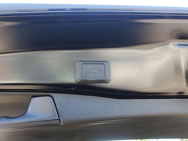 Photo of 2025 Midnight Black Metallic Toyota RAV4
