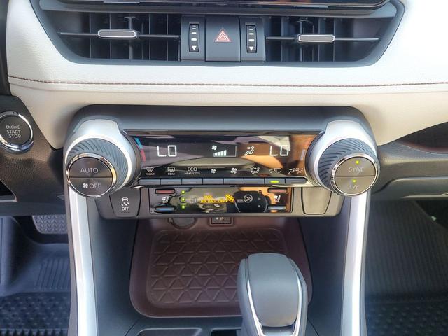 Photo of 2025 Midnight Black Metallic Toyota RAV4