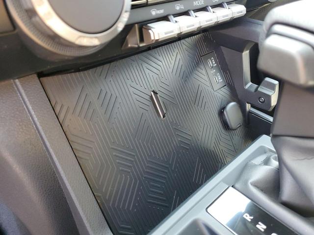Photo of 2025 Blue Crush Metallic Toyota Tacoma