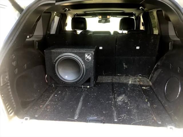 Photo of 2014 Bright White Clearcoat Jeep Grand Cherokee