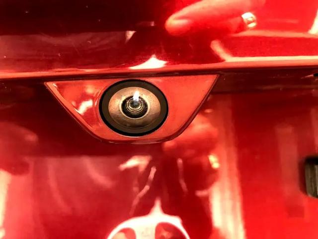 Photo of 2021 Burgundy Chrysler Voyager