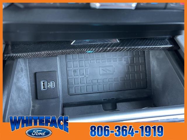 Photo of 2022 Agate Black Metallic Ford F-250