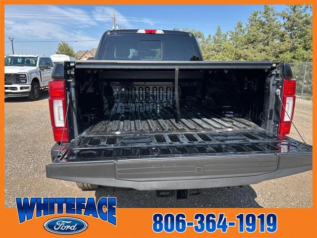 Photo of 2022 Agate Black Metallic Ford F-250