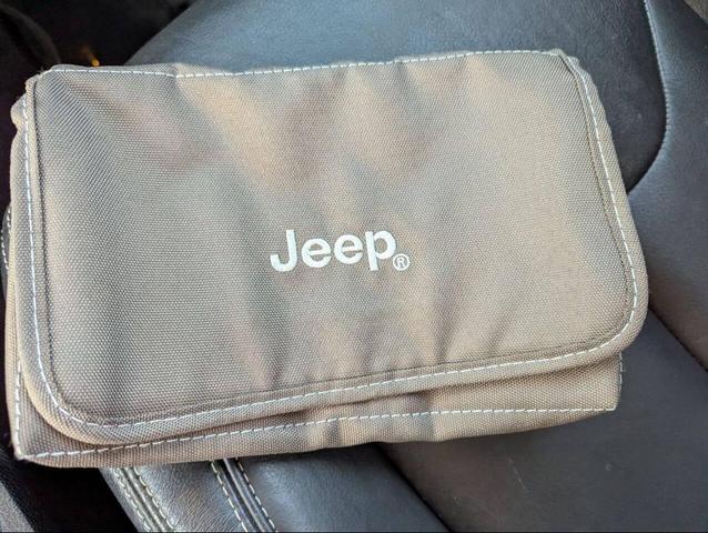 Photo of 2017 Black Clearcoat Jeep Wrangler Unlimited