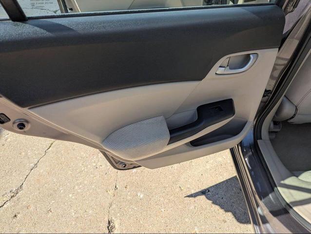 Photo of 2012 Gray Honda Civic
