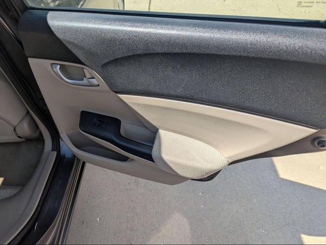 Photo of 2012 Gray Honda Civic