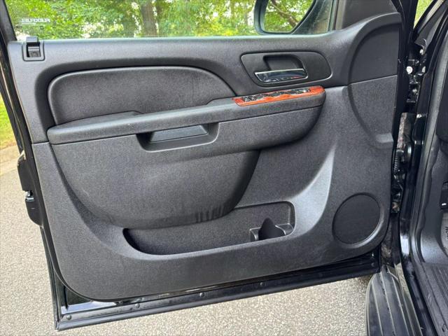 Photo of 2013 Black Chevrolet Tahoe