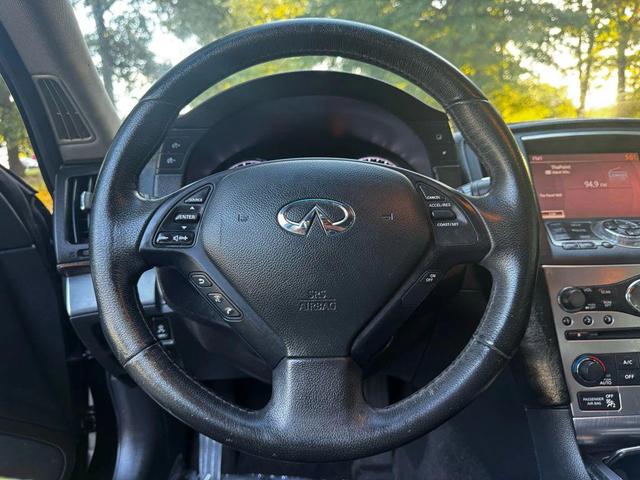 Photo of 2012 Black INFINITI G37x